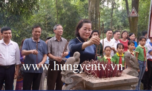Ban Tuyên giáo Tỉnh ủy hành trình về nguồn kỷ niệm ngày truyền thống