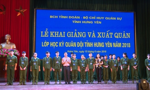 Hưng Yên khai giảng và xuất quân lớp Học kì quân đội năm 2018