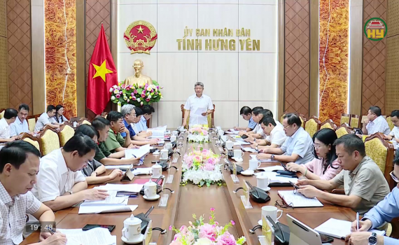 UBND tỉnh nghe b&aacute;o c&aacute;o một số nội dung quan trọng