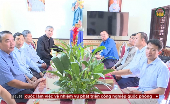 Đồng b&agrave;o C&ocirc;ng gi&aacute;o hướng về ng&agrave;y bầu cử