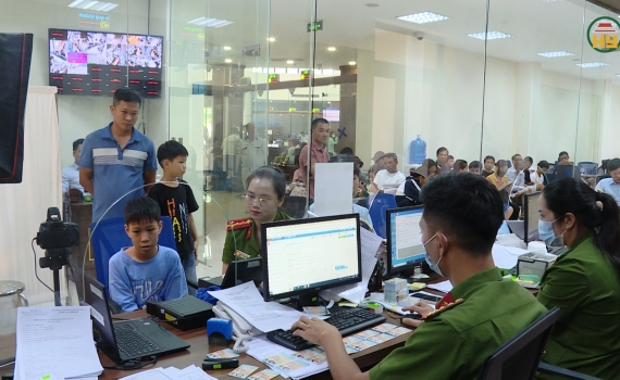 Người dân không cần đổi căn cước