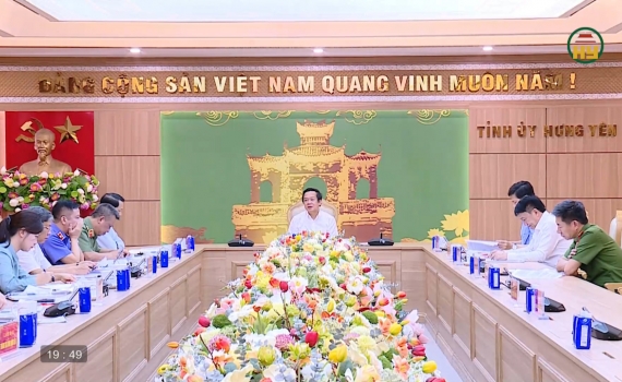 Họp Ban Chỉ đạo ph&ograve;ng, chống tham nhũng, l&atilde;ng ph&iacute;, ti&ecirc;u cực
