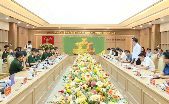 Viettel hợp tác cùng tỉnh Hưng Yên chuyển đổi số