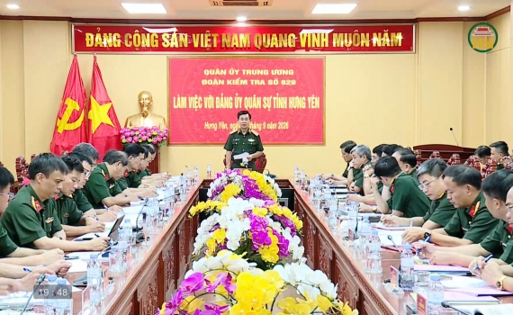 Ban Thường vụ Qu&acirc;n ủy Trung ương l&agrave;m việc với Đảng ủy Qu&acirc;n sự tỉnh