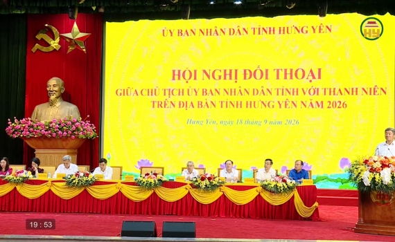 Đối thoại giữa Chủ tịch Uỷ ban nh&acirc;n d&acirc;n tỉnh với thanh ni&ecirc;n