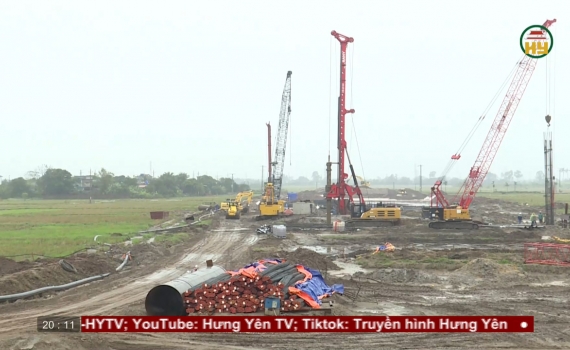 Tr&ecirc;n c&ocirc;ng tr&igrave;nh dự &aacute;n trọng điểm ng&agrave;y cuối năm