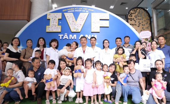 Cuộc hội ngộ của những em bé sinh ra từ thụ tinh trong ống nghiệm